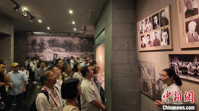 两岸人士重返滇西抗战战场：“战争之道在于止战	”  第2张