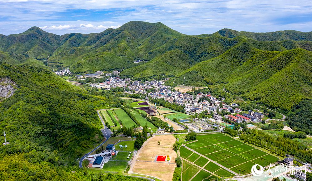 改革为人民丨执此“青绿” 余村转型记  第4张